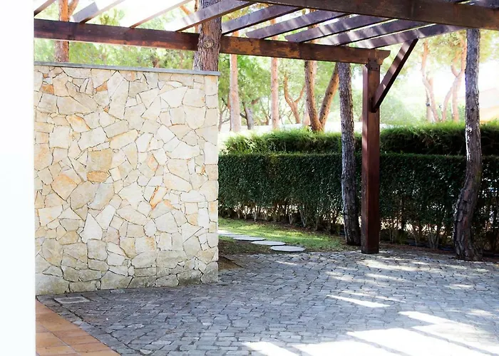 Villa Coreto's Village